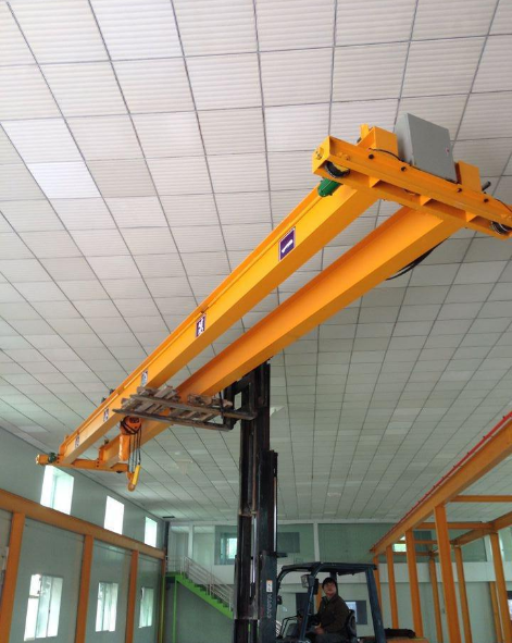 歐式單梁門式起重機(jī)